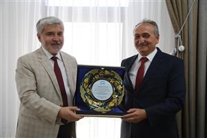 ASÜ Genel Sekreteri Yavaş, Emekliye Ayrıldı 